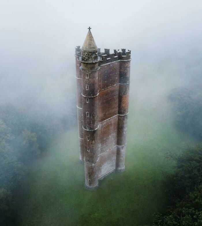 Кулата на Крал Алфред, Англия