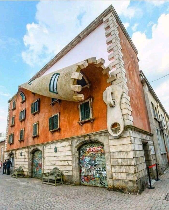 Милано, Италия