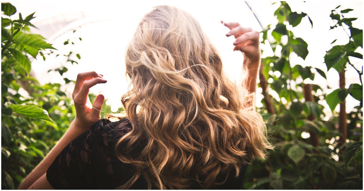 Млада и красива: Как да запазим гъстотата на косата