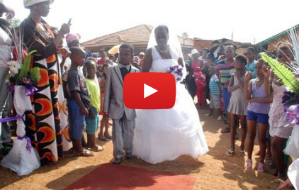 Момче на 8 години се венчае за жена на 61 (Видео)