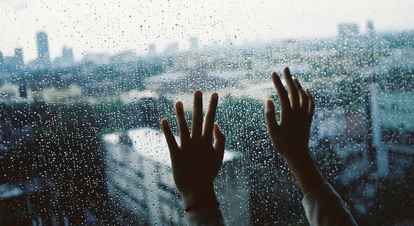 Защо обожаваме, когато вали?