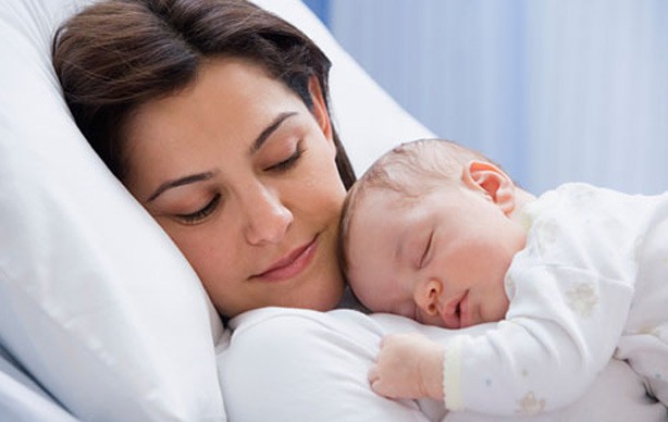 Учените: Ето защо децата трябва да спят в леглото на майка си до 3-годишна възраст