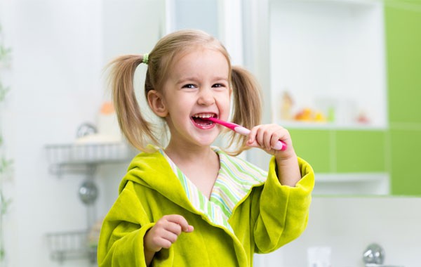Важни стъпки за здрави детски зъбки