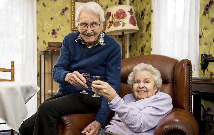 Жена, преживяла Холокоста, и нейният спасител се обичат в продължение на 70 години