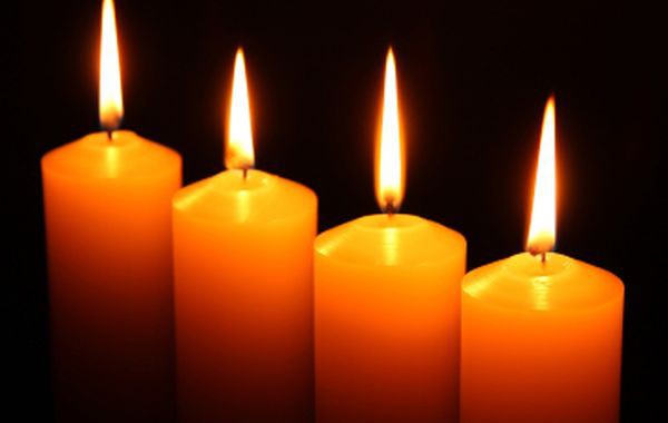 Притча за четирите горящи свещи