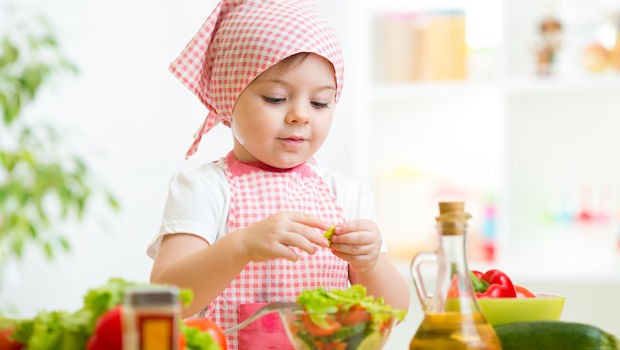 9 начина да научиш детето си да обича плодове и зеленчуци
