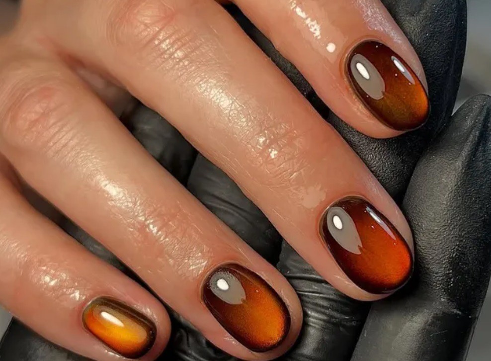 Кехлибарено око