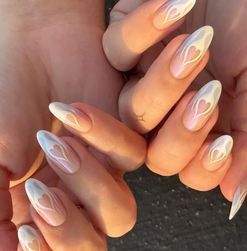 Бял пламък на любовта