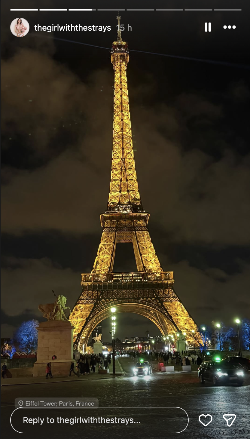 Валерия в Париж