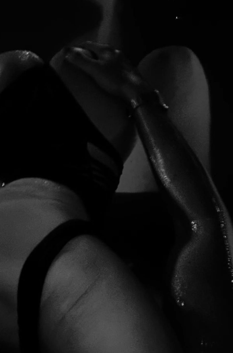 Хванати в крачка