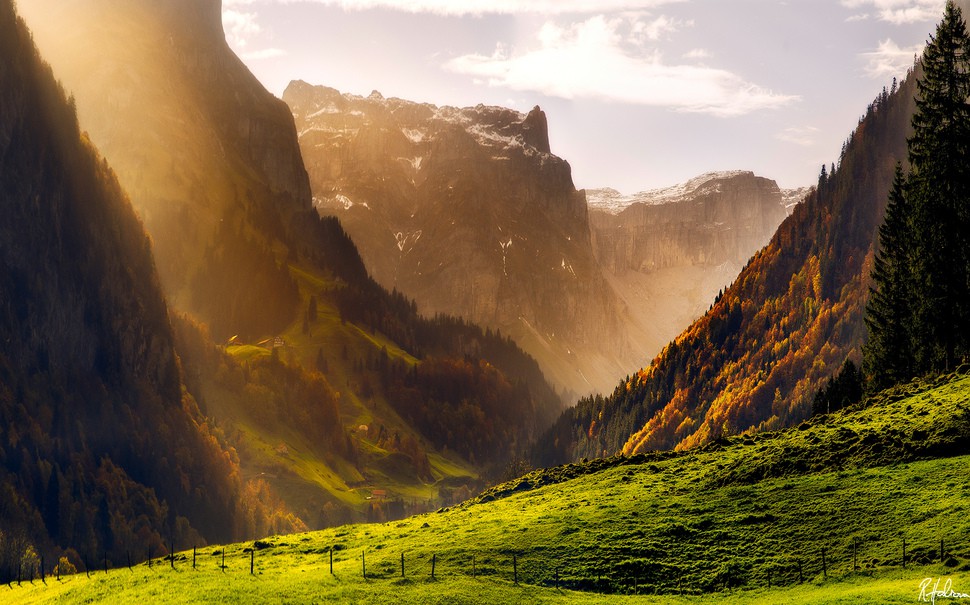 Есен в швейцарските Алпи