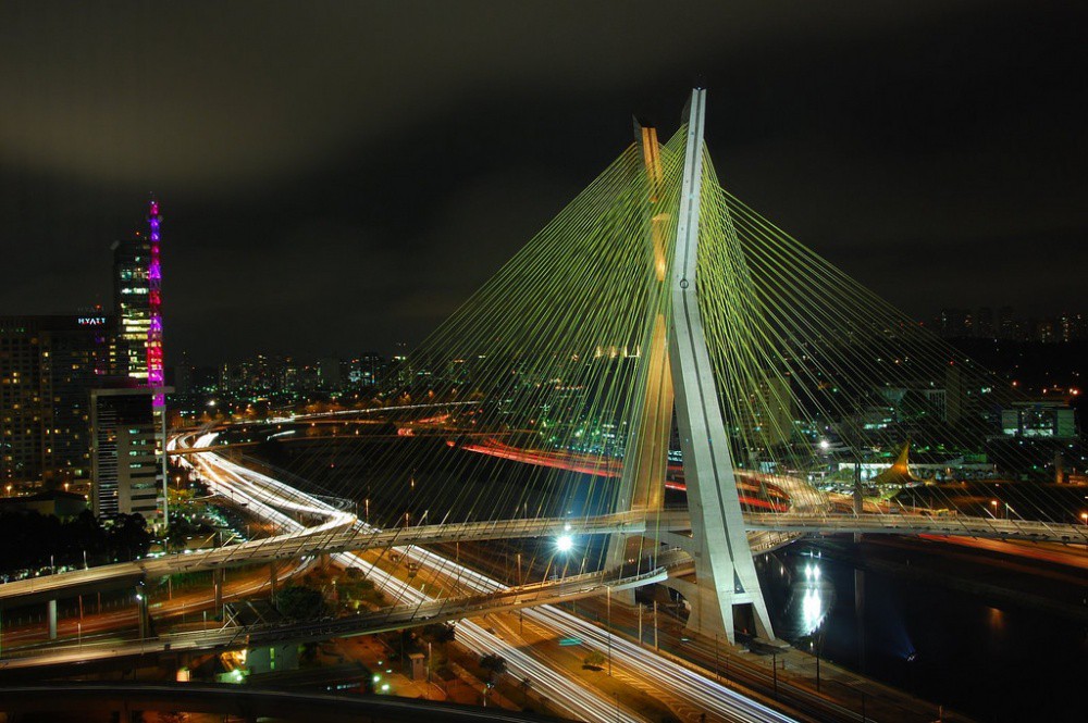 Octávio Frias de Oliveira Bridge, Бразил