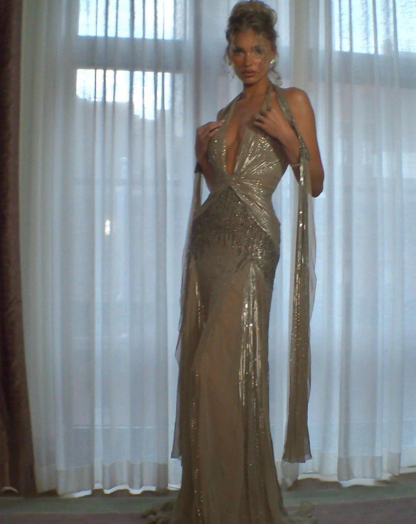 Елза Хоск: Макси с пайети