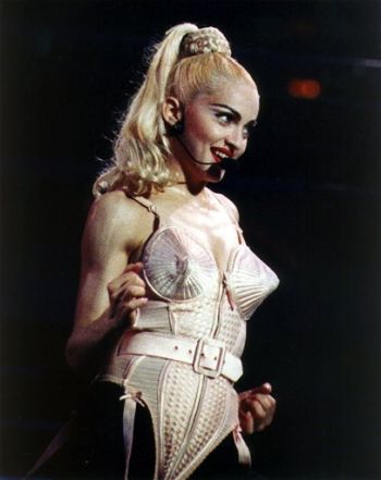 Мадона през 1990