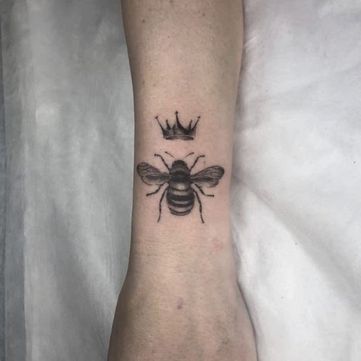Пчела + Корона