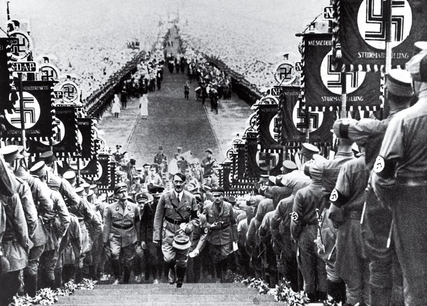 Хитлер на митинг, Хайнрих Хофман, 1934  