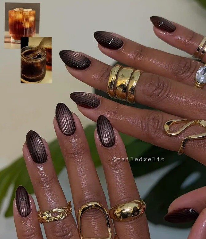 Маникюр с гофрирано стъкло