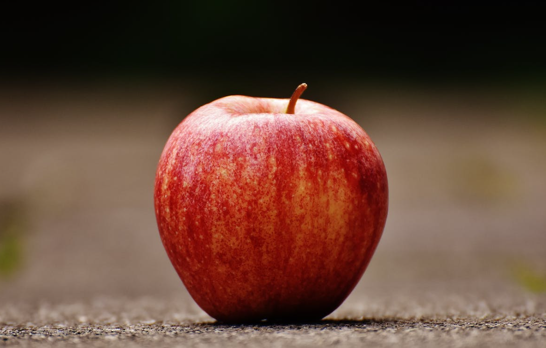 Ябълка - Достойнство и мъдрост