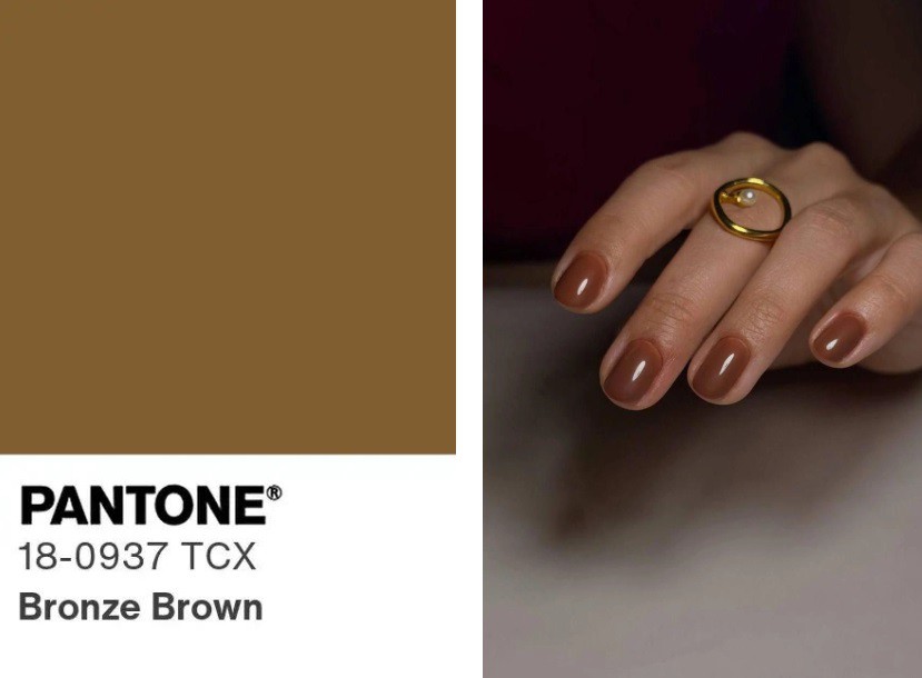 Бронзово кафяво и горещ шоколад