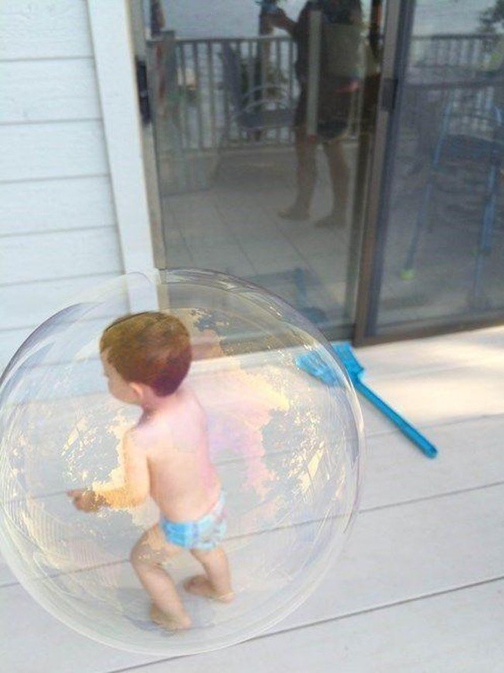 Момчето в балон
