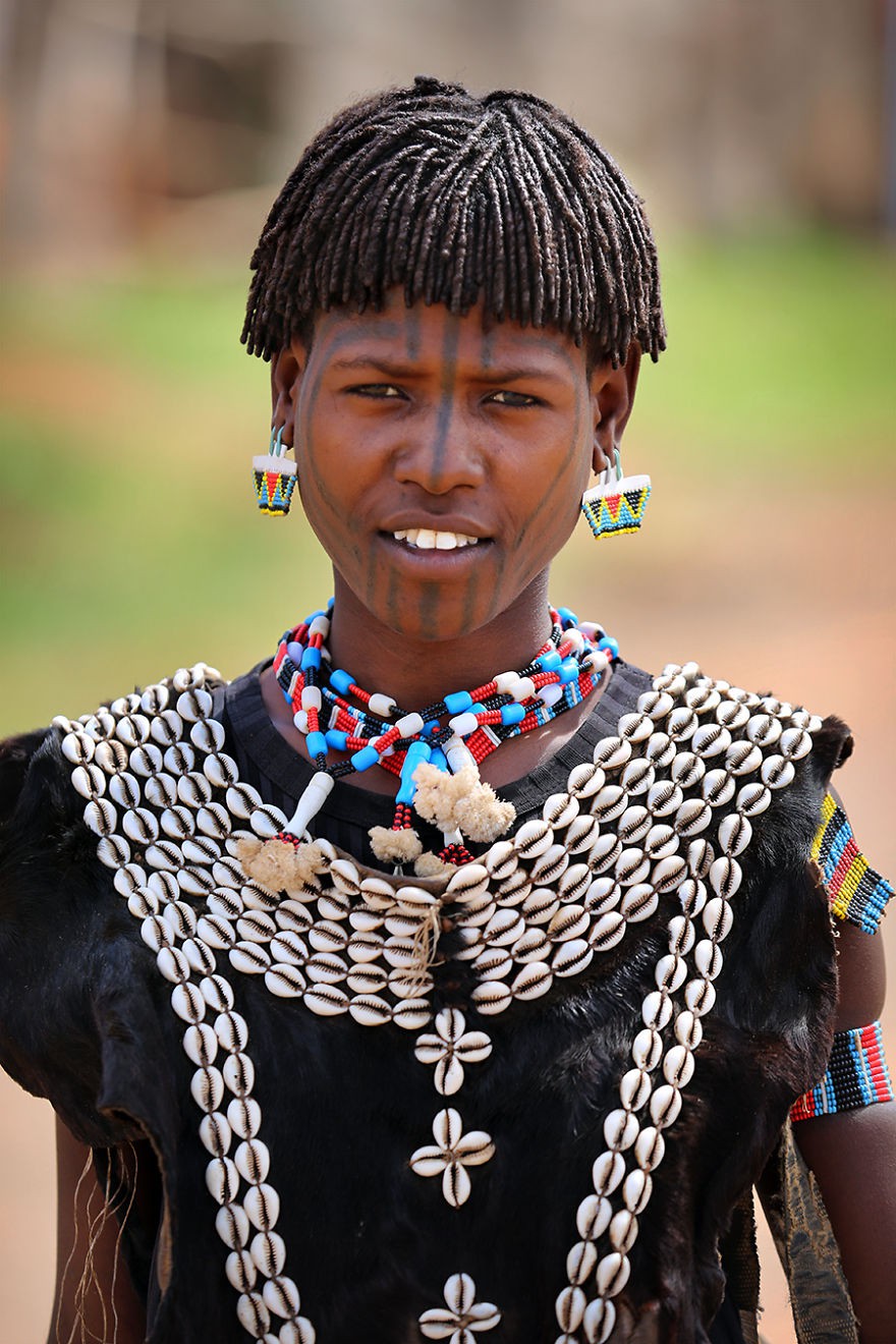 Момиче от племето Цемай