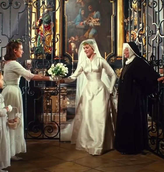 Топ 10 филмови сватбени рокли