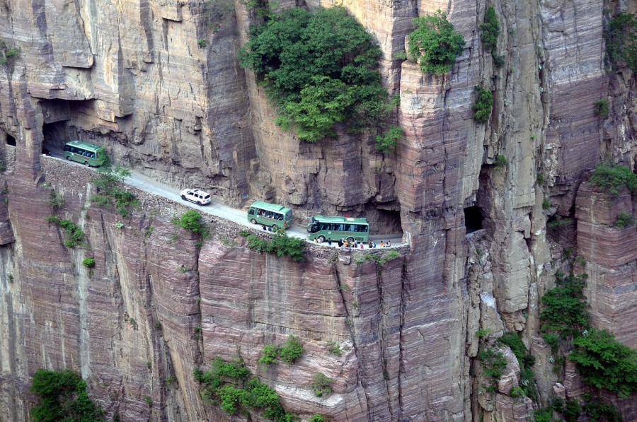 Тунелът Гуоланг, Китай
