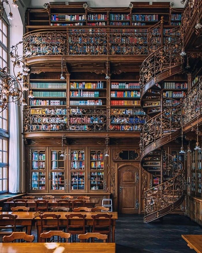 Обществената правна библиотека, Мюнхен