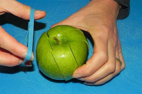 Свежа ябълка