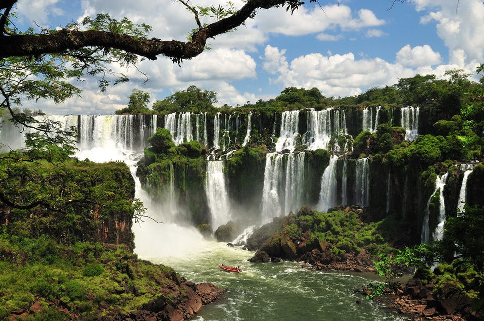 Водопадите Игуасу, Бразилия и Аржентина