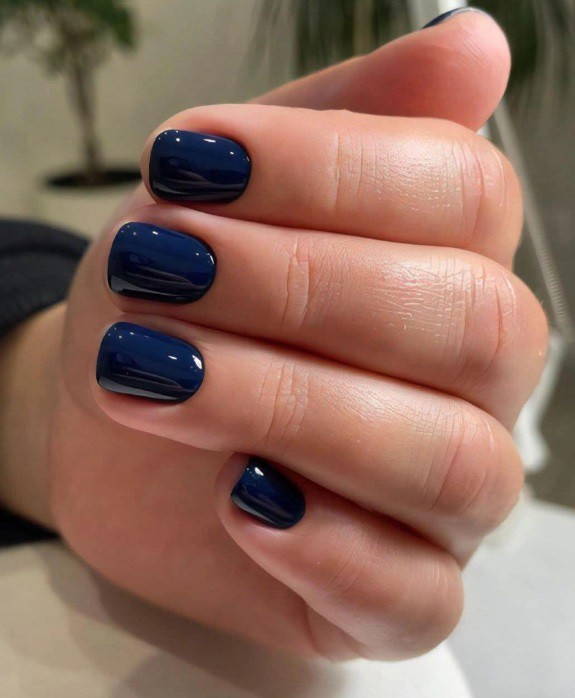 Тъмен сапфир