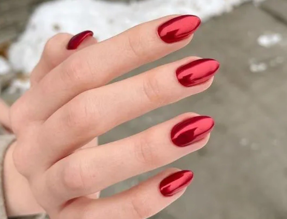 Метално червено