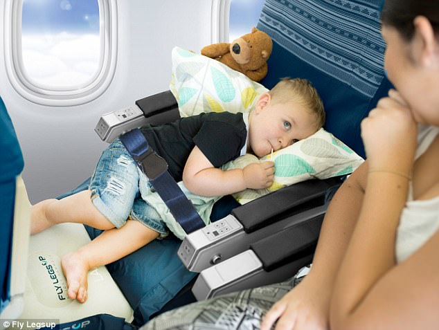 Край на детския плач по време на полет! 