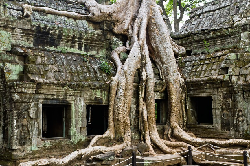1. Храмов комплекс Ангкор в Камбоджа