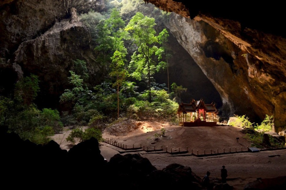 Пещерата Прая Након, Тайланд