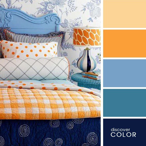 Спалня в оранжево и синьо