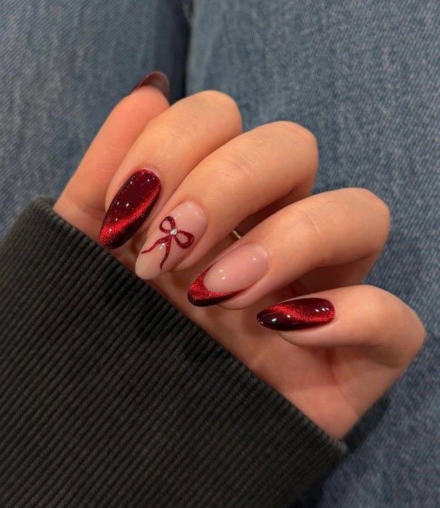 Маникюр с панделка