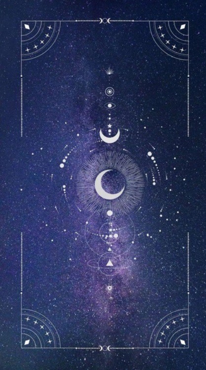 Карта 3 — Кралица на дисковете