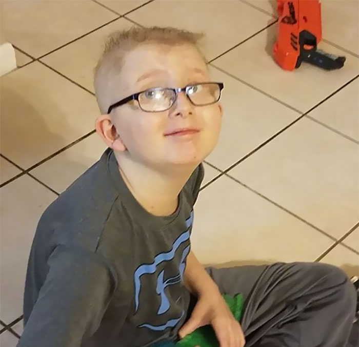 10-годишно момче, което се бори с рака