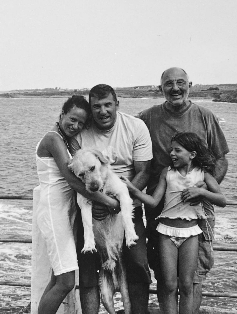 Белослава и семейството й