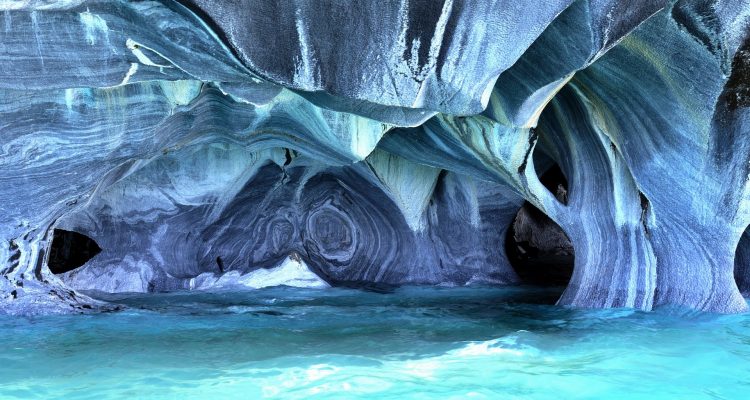 Мраморни пещери, Чили