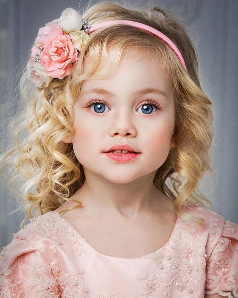 Виолета Антонова, 4 години, Русия