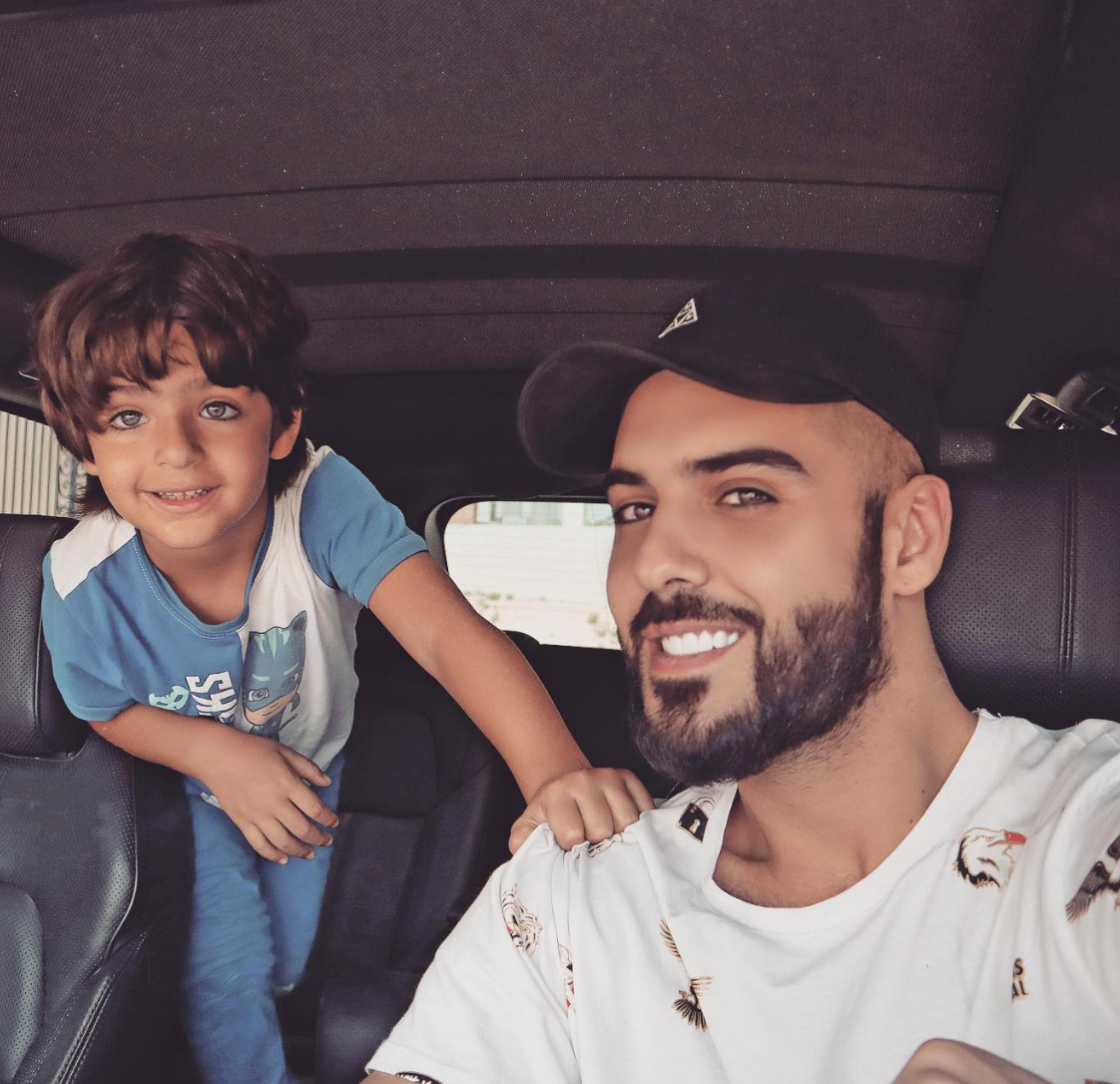 Най-красивият арабин в света и синът му!