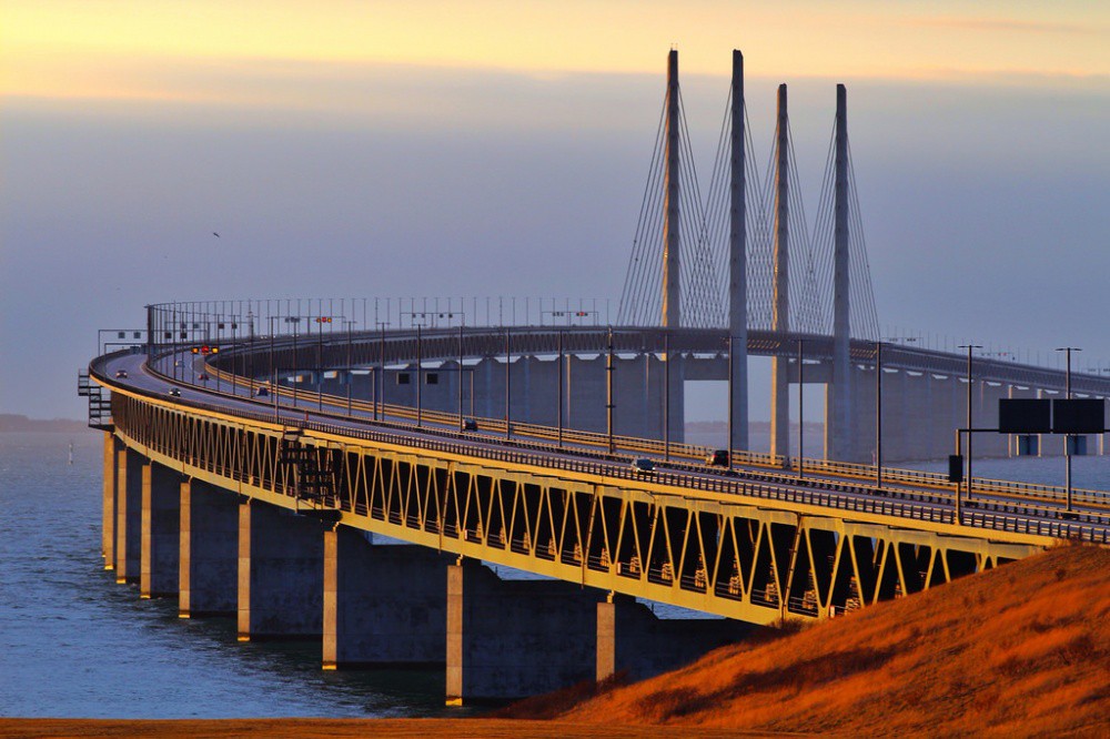 Øresund Bridge, Дания и Швеция
