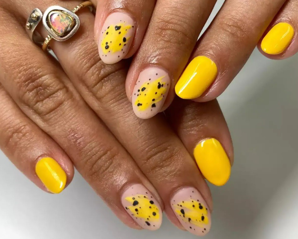 Пчелни петънца