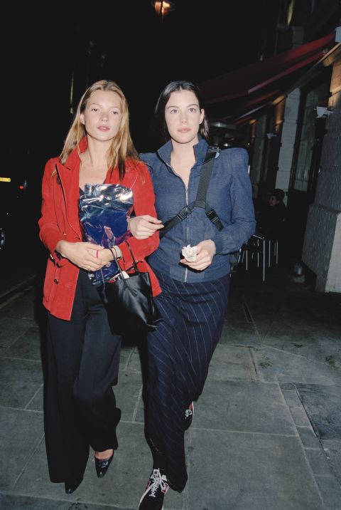 Кейт Мос и Лив Тайлър, 1998
