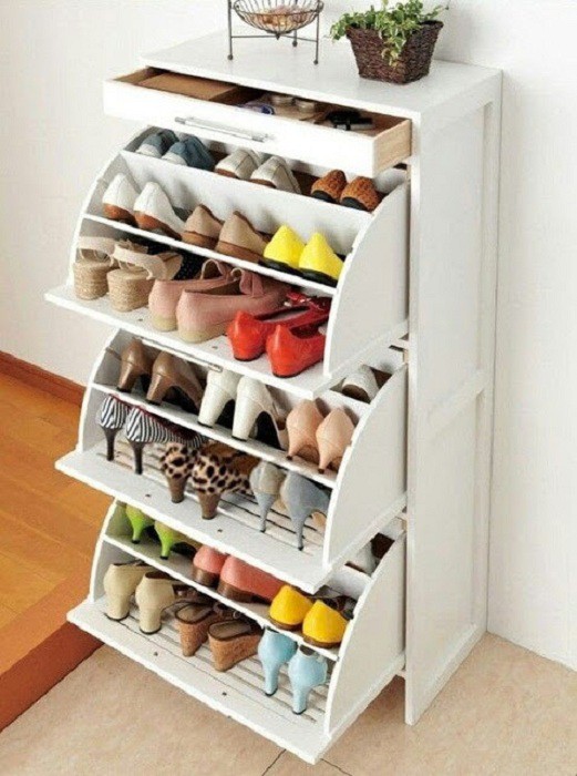 Най-удобният шкаф за обувки