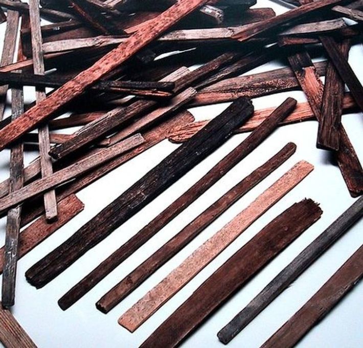 Дървени пръчки