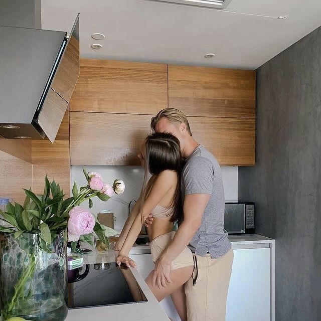 В напрегнати аспекти с Нептун