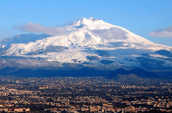 Вулканът Етна, Италия